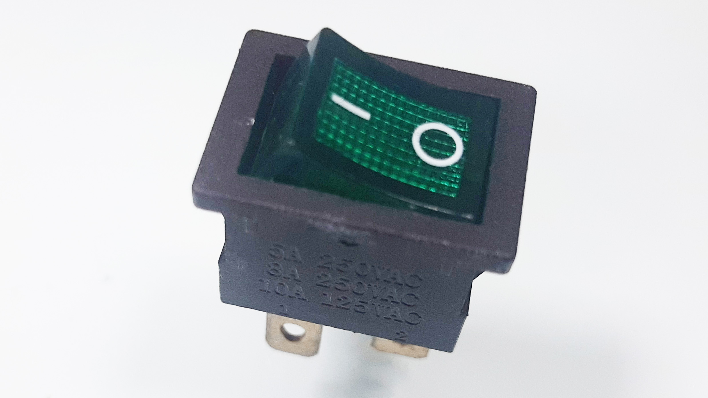 LIGHT ROCKER SWITCH 4P 2C (25*30)