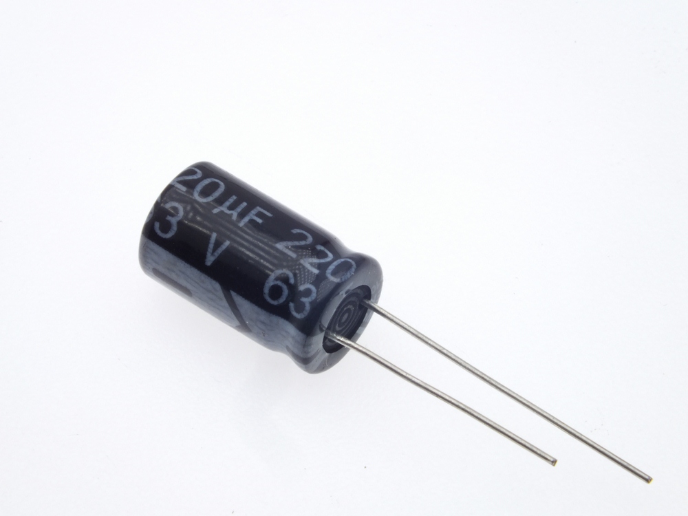E 220UF/63V