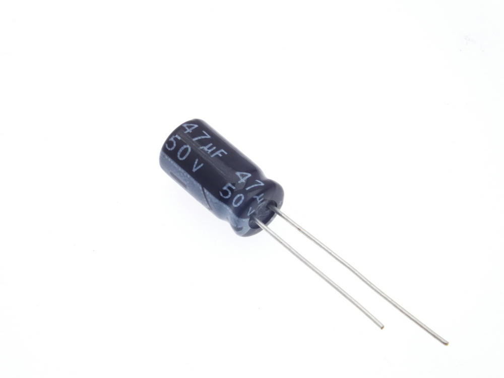 E 47UF/50V