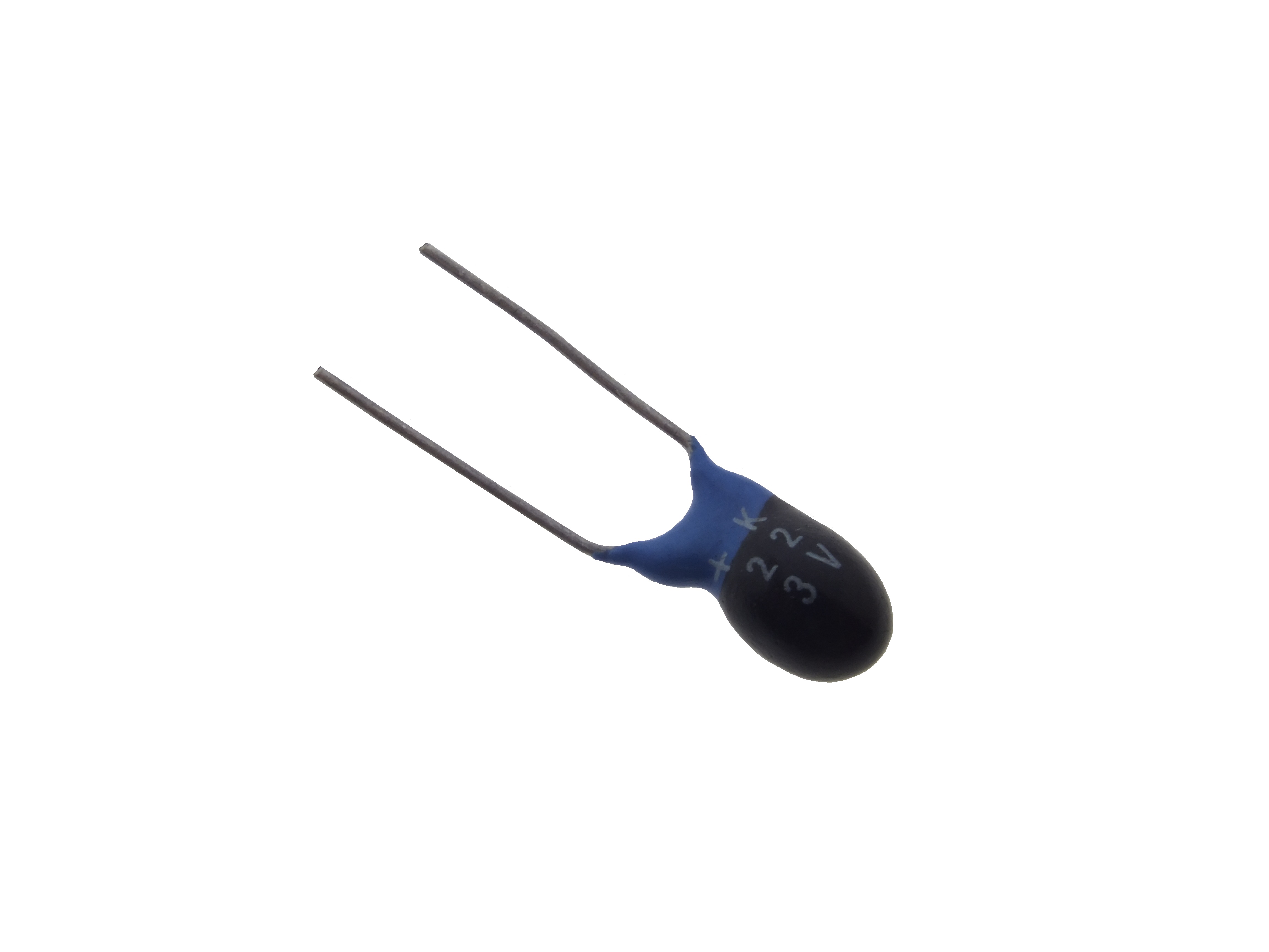 TANTAL 22UF/3V